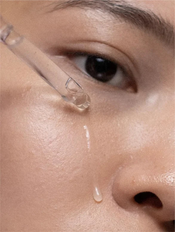 Skin Flooding: How to Get "Glass Skin" by Layering Hydration